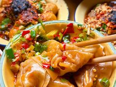 -拈签一笑黄牛肉辣卤串串