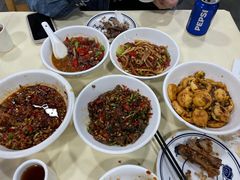 -笨罗卜浏阳菜馆(太平街店)