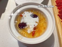 缤纷雪燕浸桃胶-川越泰火锅(吉利大厦店)