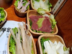 -独食火锅·半米屋台(直营总店)