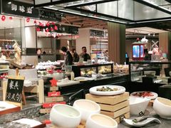 自助取餐区-金海湾自助餐厅(金陵饭店)