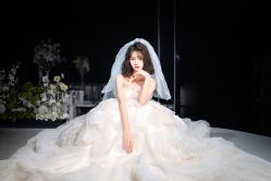 -LOVINA洛维娜婚纱礼服