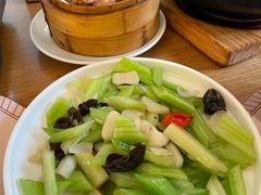 -顺风汤馆·广府粤菜(江宸天街店)