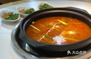 Sichuan Pickled Chili Pot