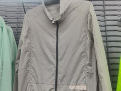 -迪卡侬(西三旗店)