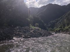 -仙人谷漂流景区