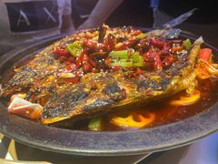 -鸣记脆皮烤鱼·海鲜烤鱼(三八广场店)