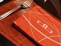 -db Bistro & Oyster Bar by Daniel Boulud(滨海湾金沙店)