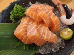 厚切三文鱼-沼津港渔市(宏伊国际广场店)