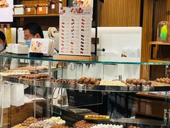 面包甜点陈列柜-Laderach 莱德拉(上海环贸iapm店)