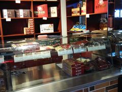 -秋林里道斯(新阳路家乐福店)