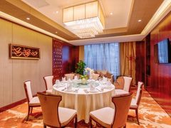 包厢-天宇菲尔德·花园西餐厅·海鲜自助餐