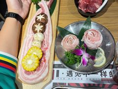 -青瓦炭韩潮烤肉(花园道店)