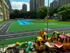 -上海闵行区阶梯吉美幼儿园