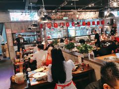 -萍姐火锅·公路夜市(武汉首店)