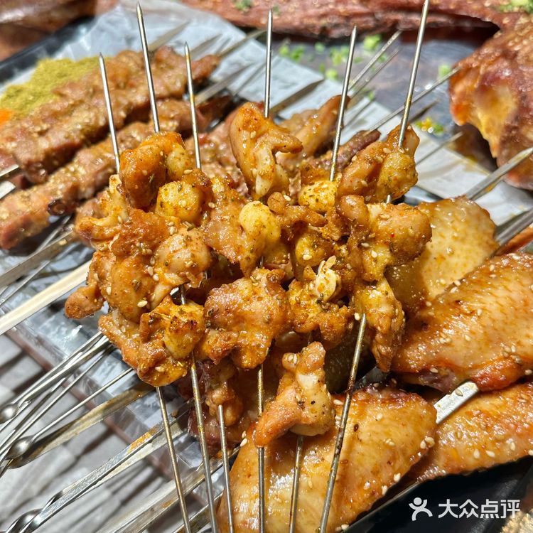 南京我喜欢的烤全羊在河西开新店啦！每次有人想吃烤全羊