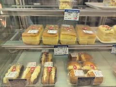 -白玉兰食品甜凤店(合生汇店)
