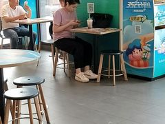 -麦当劳(东岳大道店)