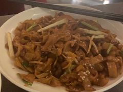 -粤尚腾香居中餐厅(首都机场希尔顿店)
