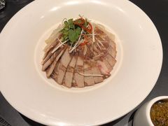-艳阳天民俗村(公园路店)