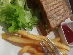 烤牛肉三明治-ZEMOCAFE·FUSION FOOD(西交利物浦店)