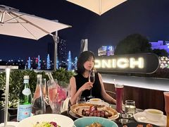 -MONICH牛排融合餐厅(和义大道购物中心店)