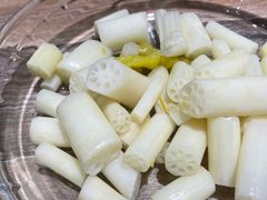 藕带-三湘四水正宗湘菜(君峰路店)