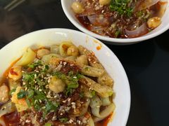-烤肉小伙烤肉店