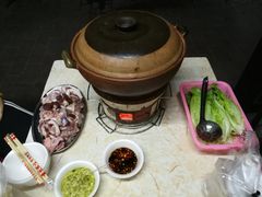 -威邵鸡煲(西华路总店)