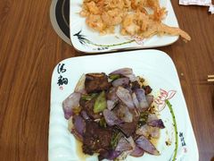 -洁神饭庄·海鲜·青岛菜·30年老字号(五四广场店)