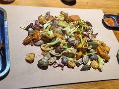 -马路牙子烧烤音乐酒馆(望京店)