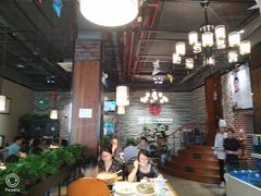 大堂-姜君·千岛湖鱼头馆(浦东大道店)