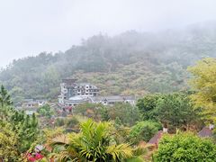 -广东天露山旅游度假区