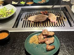 -臻牛烤肉