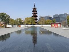 -龙华寺
