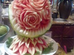 西瓜-广州中心皇冠假日酒店-环市食坊·海鲜自助餐厅