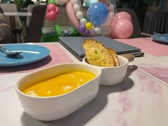 -荣耀.西式融合餐厅(留云湖店)