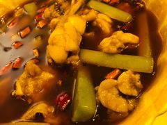 馋嘴牛蛙-龙门阵茶屋川菜馆(武康路店)