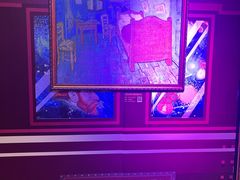 -上海梵高星空艺术馆(南京路旗舰店)
