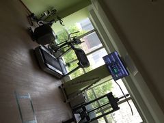 V&nbsp;Lines私人教练工作室(建外SOHO店)-VLines耀能运动24小时·月付制健身(京广桥店)