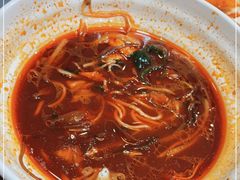 -老赵太太麻辣烫涮肚馆(大经路店)