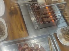 -哈尔滨小酒馆·鲜肉现穿自助烧烤(康新花园店)