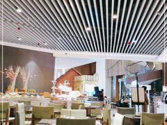 大堂-筠咖啡西餐厅(上海国展宝龙丽筠酒店)