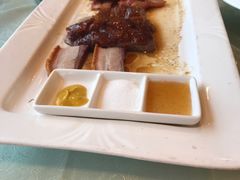 烧腊三拼-亢龙太子酒轩(东湖店)