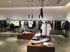 -URBAN REVIVO(西安Momopark店)