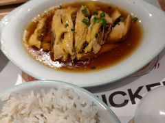 -老乡鸡(上海白玉兰广场店)
