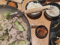 -川堂风·跷脚牛肉·乐山爆炒(宝山日月光店)