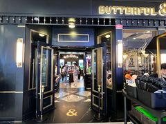 -BUTTERFUL&CREAMOROUS 黄油与面包(中山公园龙之梦店)