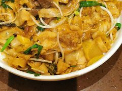 酸菜牛肉炒武林沙河粉-武林厨神·粤式茶点(农讲所店)