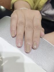 -进巍美甲美睫
